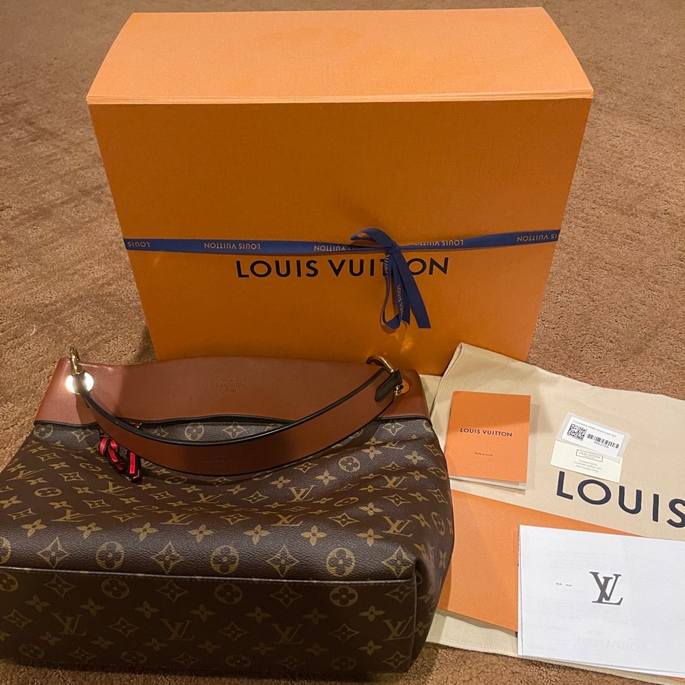 Louis Vuitton Tuileries Hobo Tote Bag